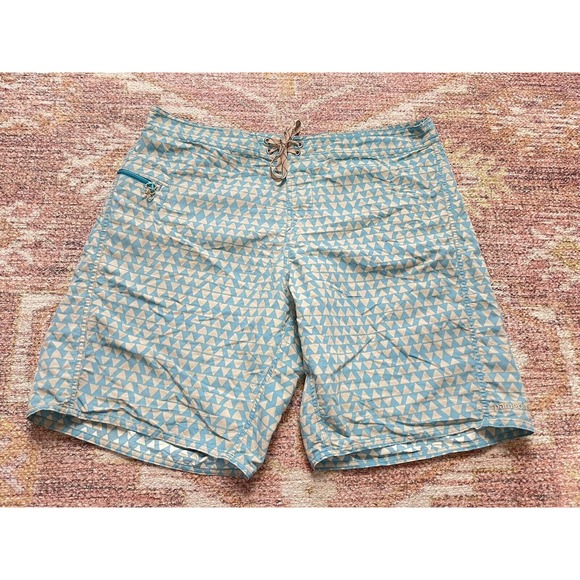 Patagonia Other - Patagonia Wavefarer Men’s size 40 Board Shorts Swim Trunks